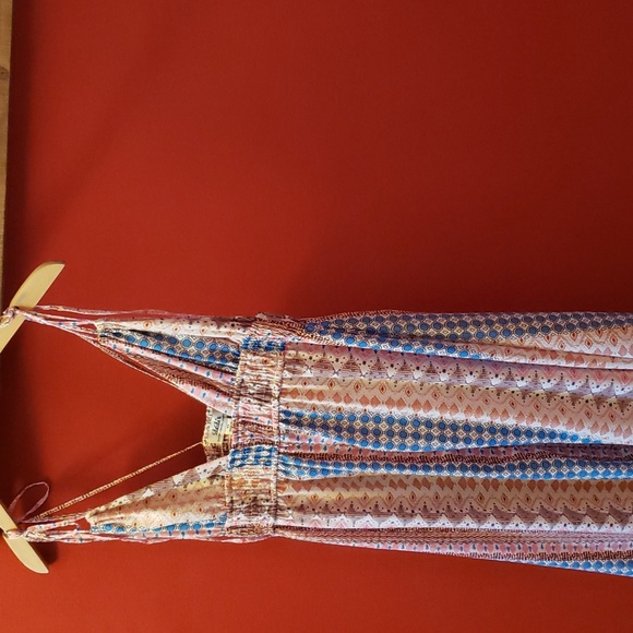 ✨️SALE Lulu's printed Maxi Dress. Size XS MUST BUNDLE - Picture 4 of 4